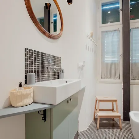 Artemar X3 With Sea Glimpse Apartament *