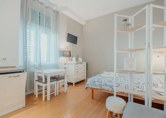 Artemar X3 With Sea Glimpse * Trieste